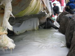 砂止堤災害復旧工事 堤下洗堀部間詰め袋体